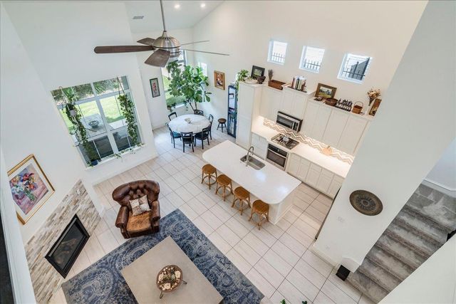 306 Olivia DR 125, Austin, TX 78738