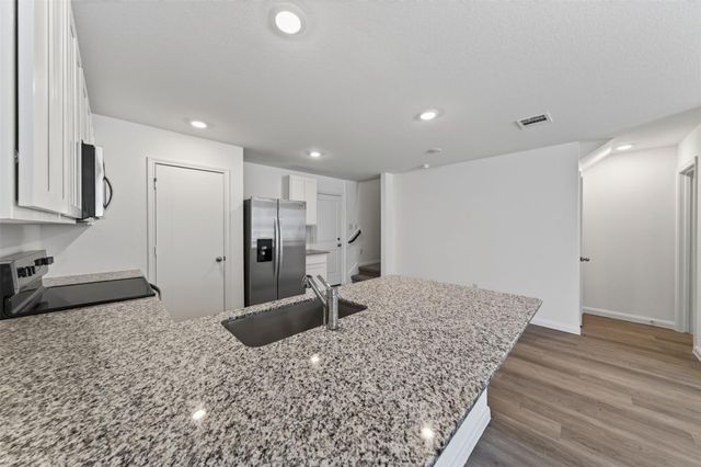 13046 Turret Bend Way, Willis, TX 77378