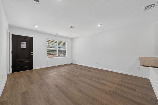13046 Turret Bend Way, Willis, TX 77378