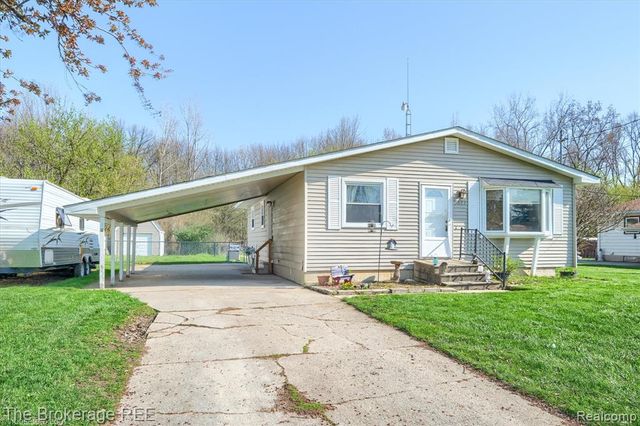 5477 Hopkins Road, Flint, MI 48506