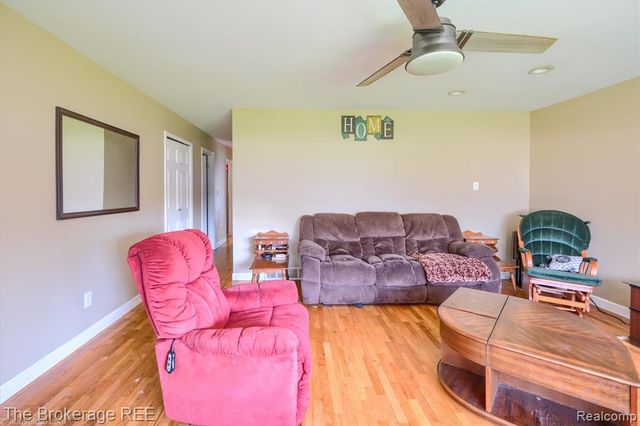 5477 Hopkins Road, Flint, MI 48506