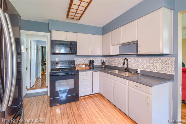 5477 Hopkins Road, Flint, MI 48506
