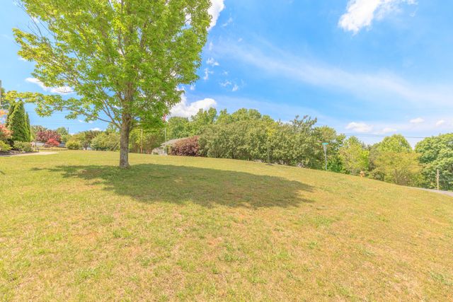 1621 Lagenia Court, Dalton, GA 30721