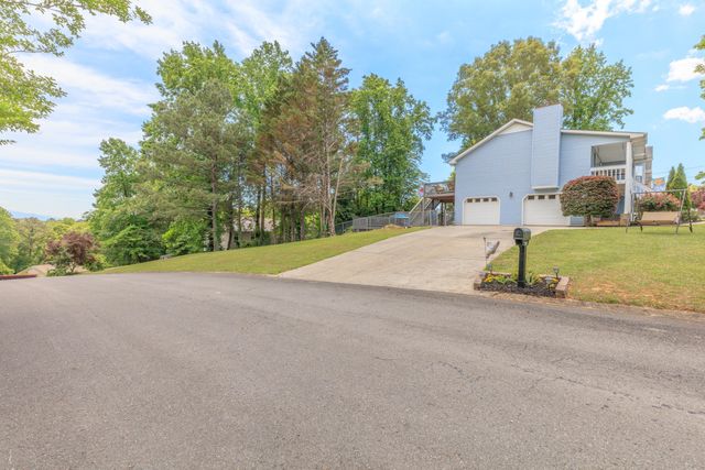 1621 Lagenia Court, Dalton, GA 30721