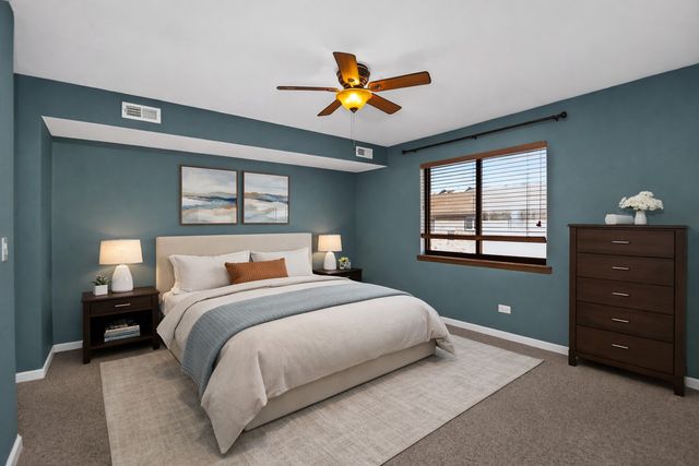 8426 W Catalpa Avenue 303, Chicago, IL 60656