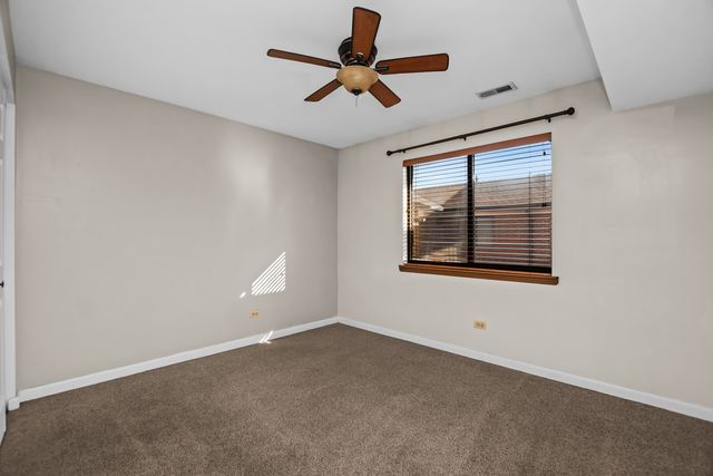 8426 W Catalpa Avenue 303, Chicago, IL 60656