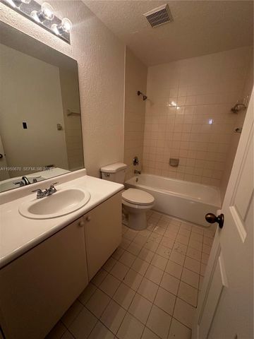 1440 SE 24th Ct 359, Homestead, FL 33035