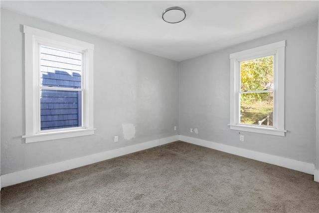 241 Castle Shannon Blvd 241, Mt Lebanon, PA 15228