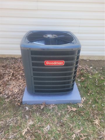 923 Russell Avenue, Akron, OH 44307