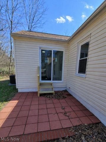 923 Russell Avenue, Akron, OH 44307