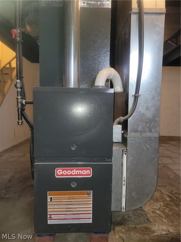 923 Russell Avenue, Akron, OH 44307