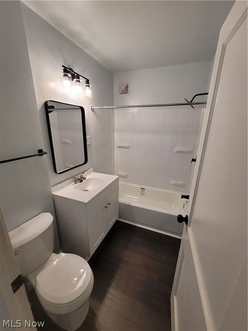 923 Russell Avenue, Akron, OH 44307