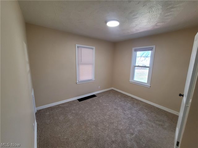 923 Russell Avenue, Akron, OH 44307