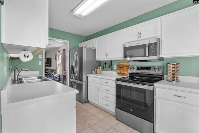 2 Guilford Green Court, Columbia, SC 29212