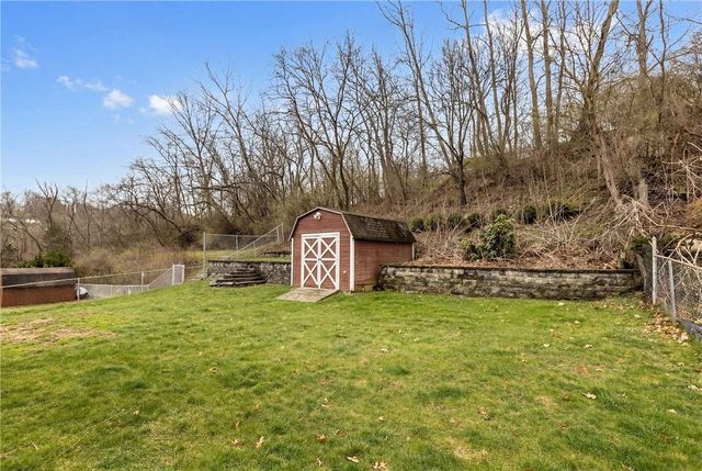 3007 Pitchfork Dr, Kennedy Twp, PA 15136