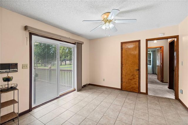 9201 Kansas Avenue, Kansas City, KS 66111