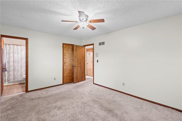 9201 Kansas Avenue, Kansas City, KS 66111