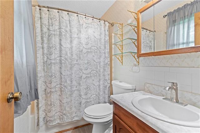 9201 Kansas Avenue, Kansas City, KS 66111
