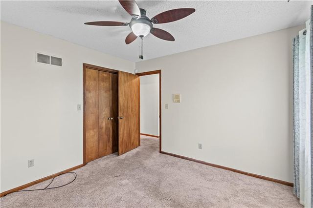 9201 Kansas Avenue, Kansas City, KS 66111