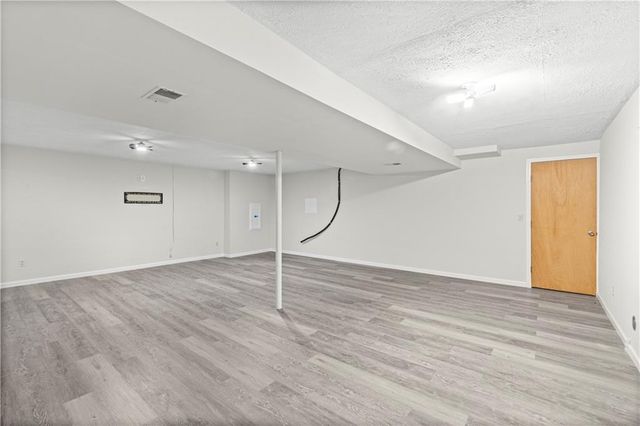 9201 Kansas Avenue, Kansas City, KS 66111