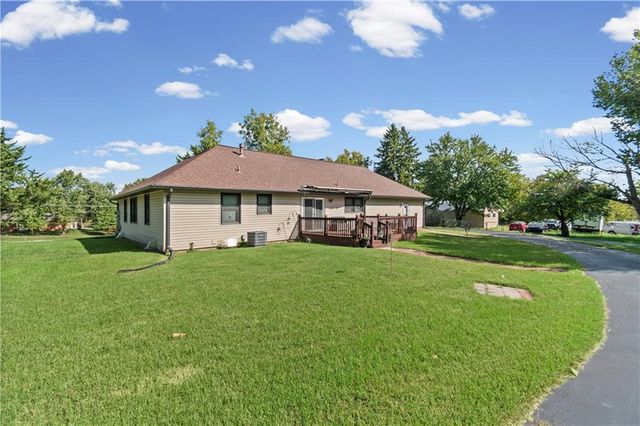 9201 Kansas Avenue, Kansas City, KS 66111