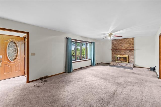 9201 Kansas Avenue, Kansas City, KS 66111