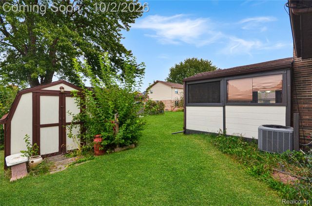 3551 Chippendale Drive, Sterling Heights, MI 48310