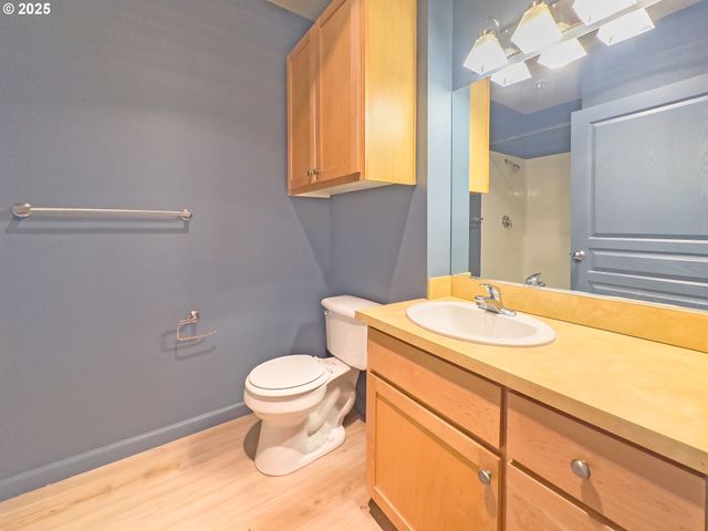 1134 Sw JEFFERSON St 301, Portland, OR 97201