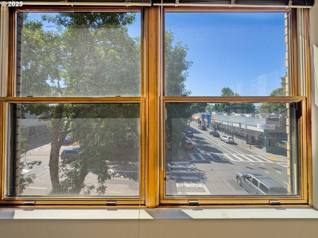 1134 Sw JEFFERSON St 301, Portland, OR 97201