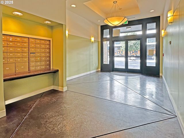1134 Sw JEFFERSON St 301, Portland, OR 97201