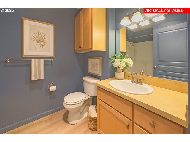 1134 Sw JEFFERSON St 301, Portland, OR 97201