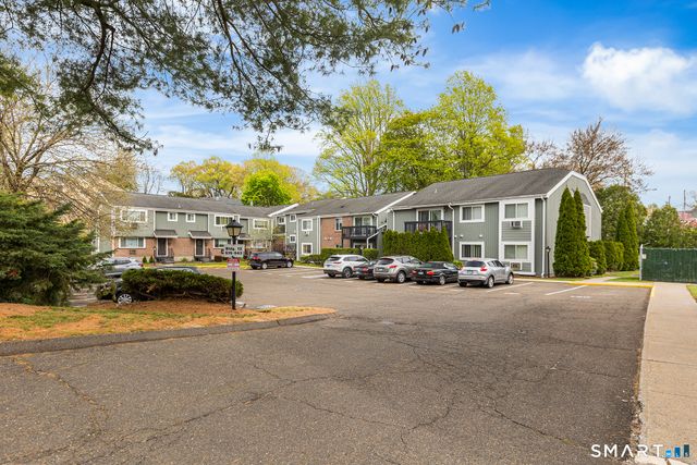 557 Glendale Avenue 557, Bridgeport, CT 06606