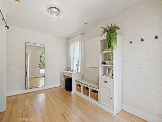 1301 19th, Manhattan Beach, CA 90266