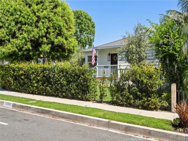 1301 19th, Manhattan Beach, CA 90266