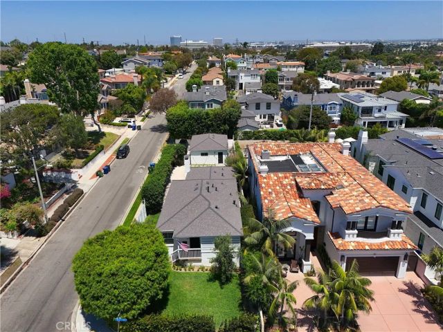 1301 19th, Manhattan Beach, CA 90266