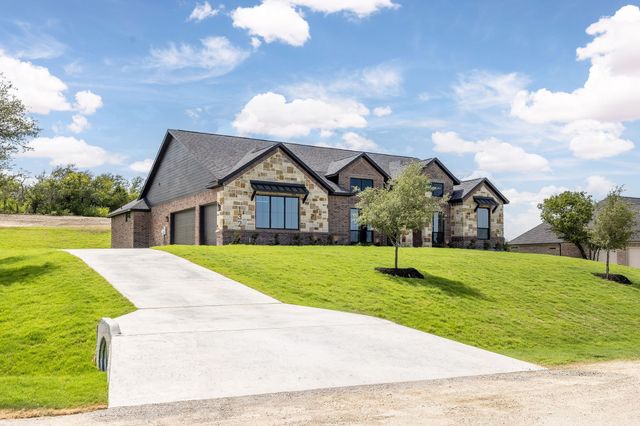 132 Oak Meadow Lane, Weatherford, TX 76085