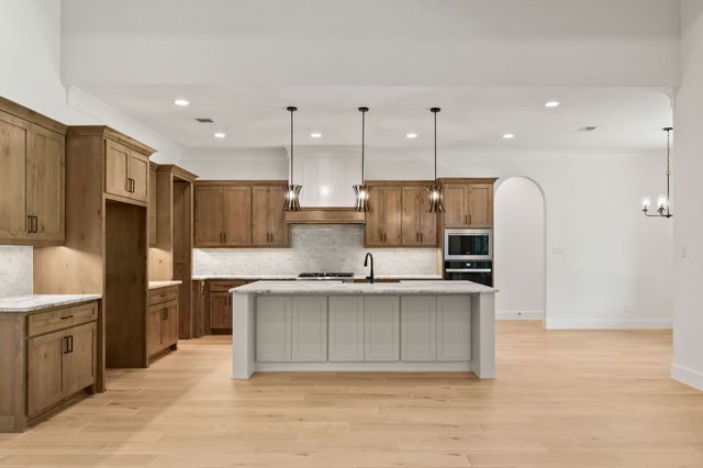 132 Oak Meadow Lane, Weatherford, TX 76085