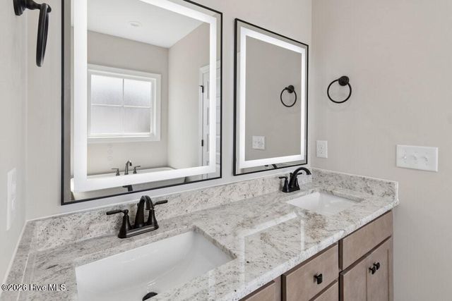 154 Charles Point Lane 13, Selma, NC 27576