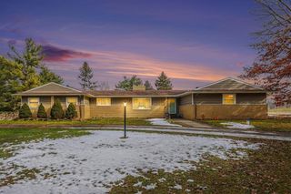 1575 Kellogg Road, Brighton, MI 48114