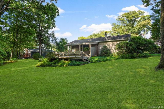 47 Waterbury Parkway, Cortlandt Manor, NY 10567
