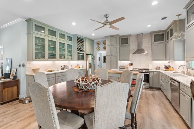 290 Cardinal Hill, Ingram, TX 78025