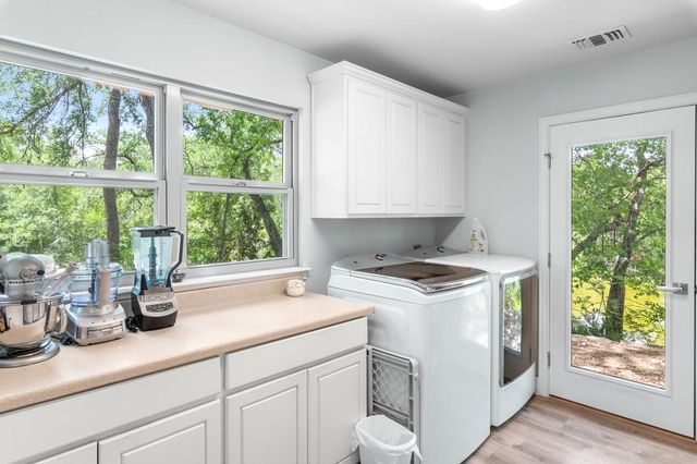 290 Cardinal Hill, Ingram, TX 78025