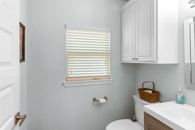 290 Cardinal Hill, Ingram, TX 78025