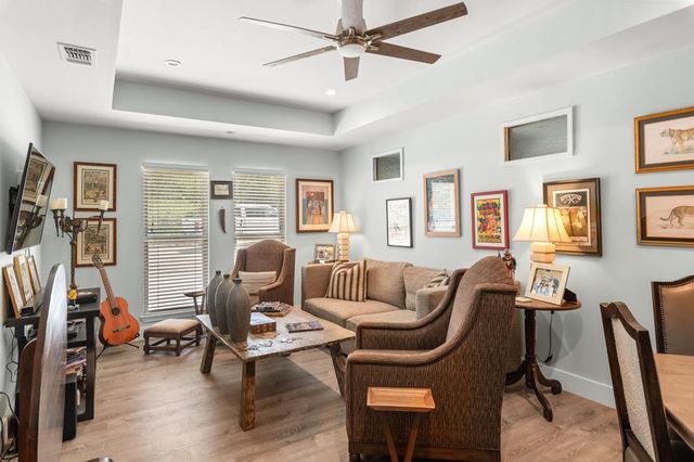 290 Cardinal Hill, Ingram, TX 78025