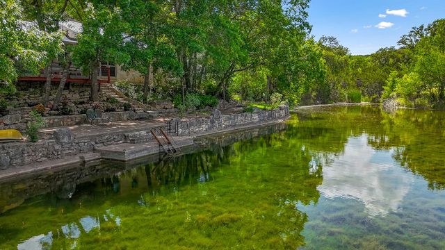 290 Cardinal Hill, Ingram, TX 78025