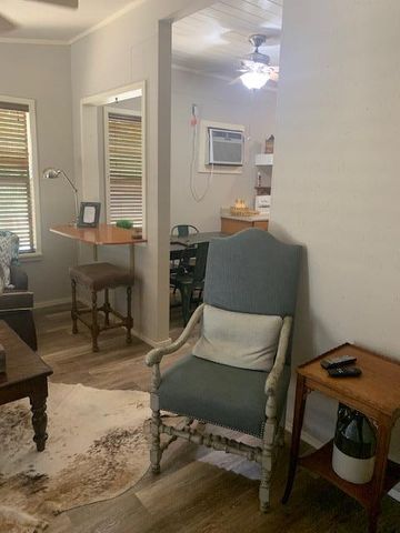 290 Cardinal Hill, Ingram, TX 78025