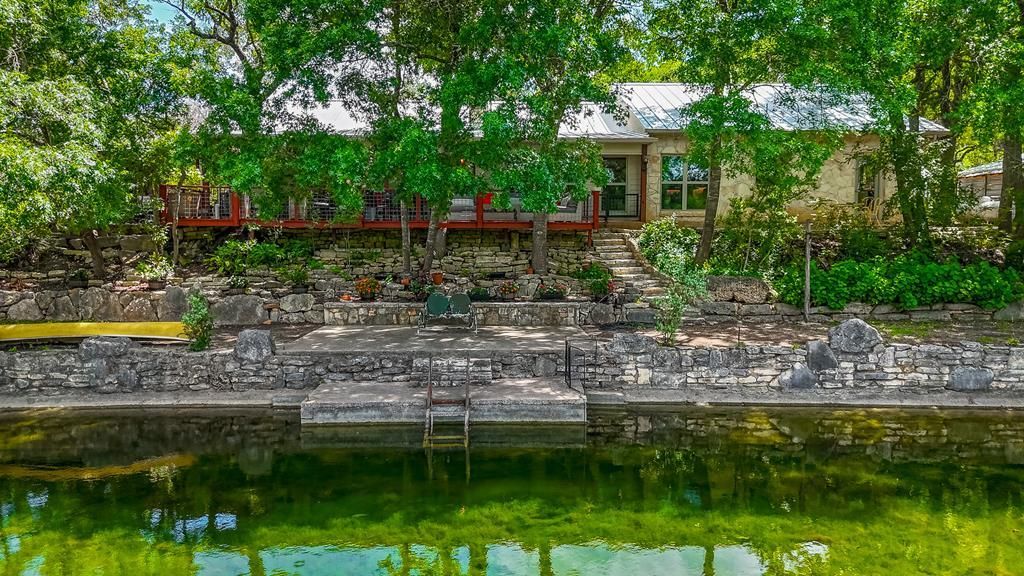 290 Cardinal Hill, Ingram, TX 78025