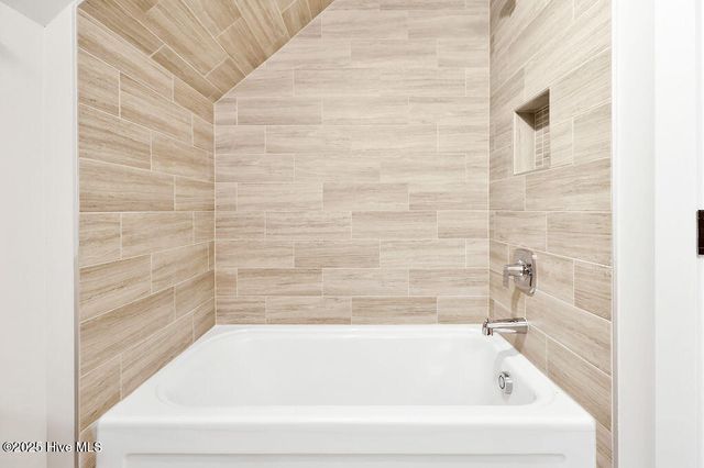 726 Cedarhurst Drive SE, Bolivia, NC 28422