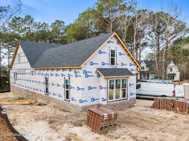 726 Cedarhurst Drive SE, Bolivia, NC 28422