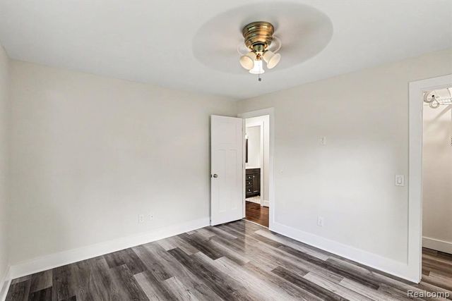 9315 Hillcrest Road, Clarkston, MI 48348
